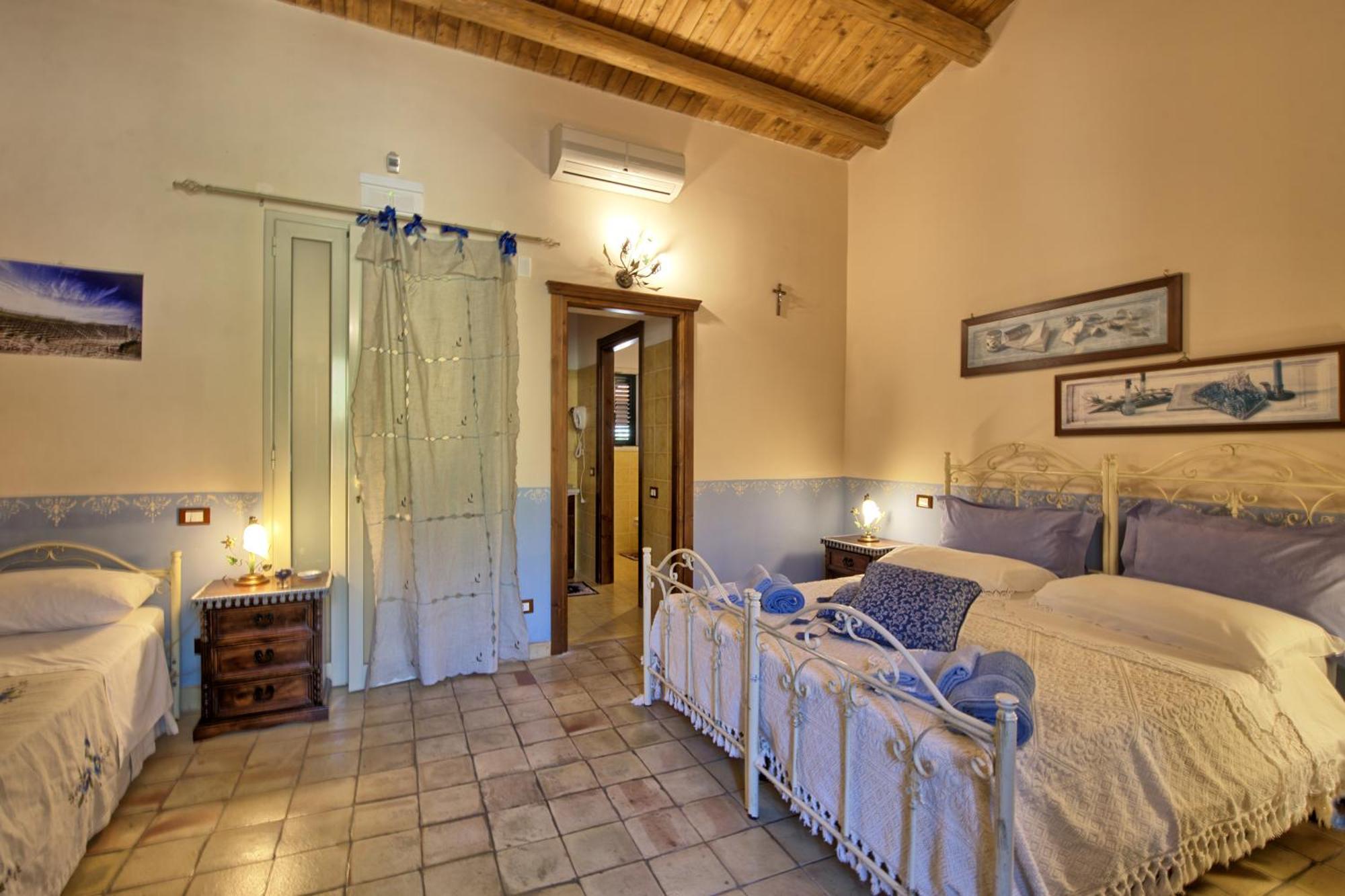 Villa Maddalena By Posarellivillas 帕拉佐洛阿克雷伊德 外观 照片